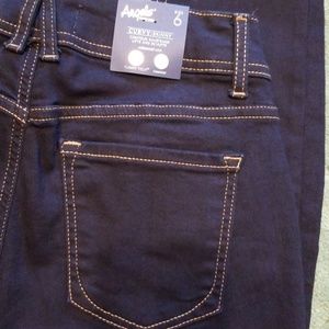 Angel's NWT Tummy Tech Sz 6 curvy